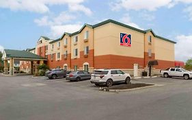 Studio 6 Extended Stay Findlay Tiffin Avenue Oh